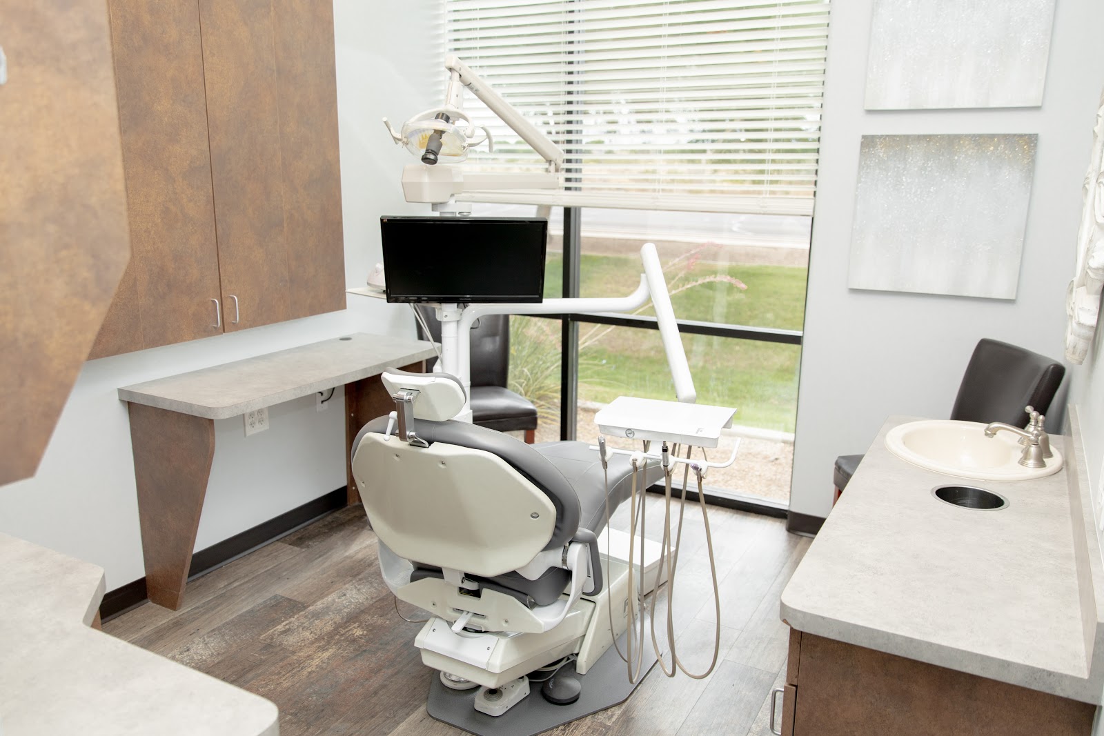 Inside Eastridge Family Dentistry